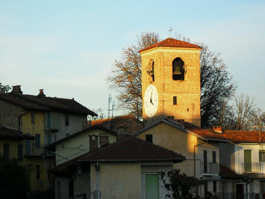 Il Cortiletto Dei Capperi Bed & Breakfast Gassino Torinese Exterior photo